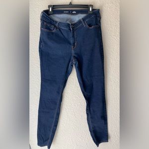 Old Navy Rockstar Super Skinny Mid-Rise Jeans